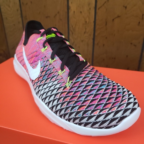 💥 Nike Free TR Flyknit 2 White Black Volt Pink 💥 - Picture 8 of 8